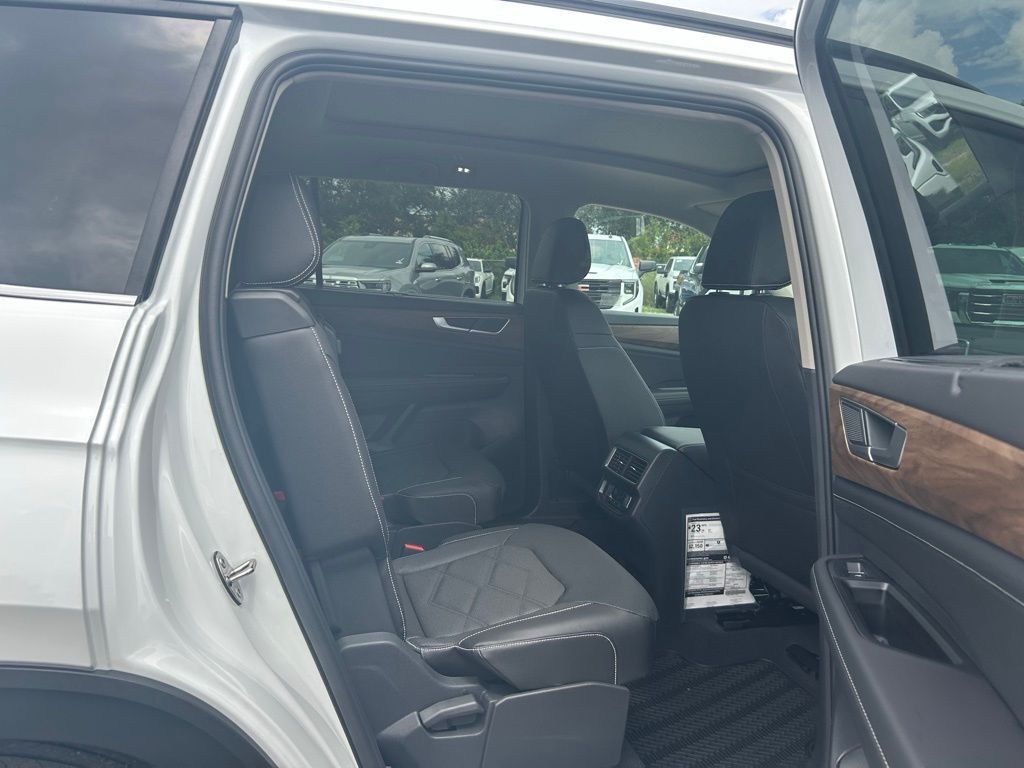 2026 Volkswagen Atlas 2.0T SE w/Technology Tampa FL