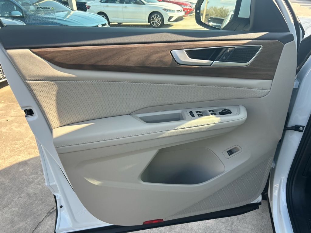 2026 Volkswagen Atlas 2.0T SE w/Technology Tampa FL