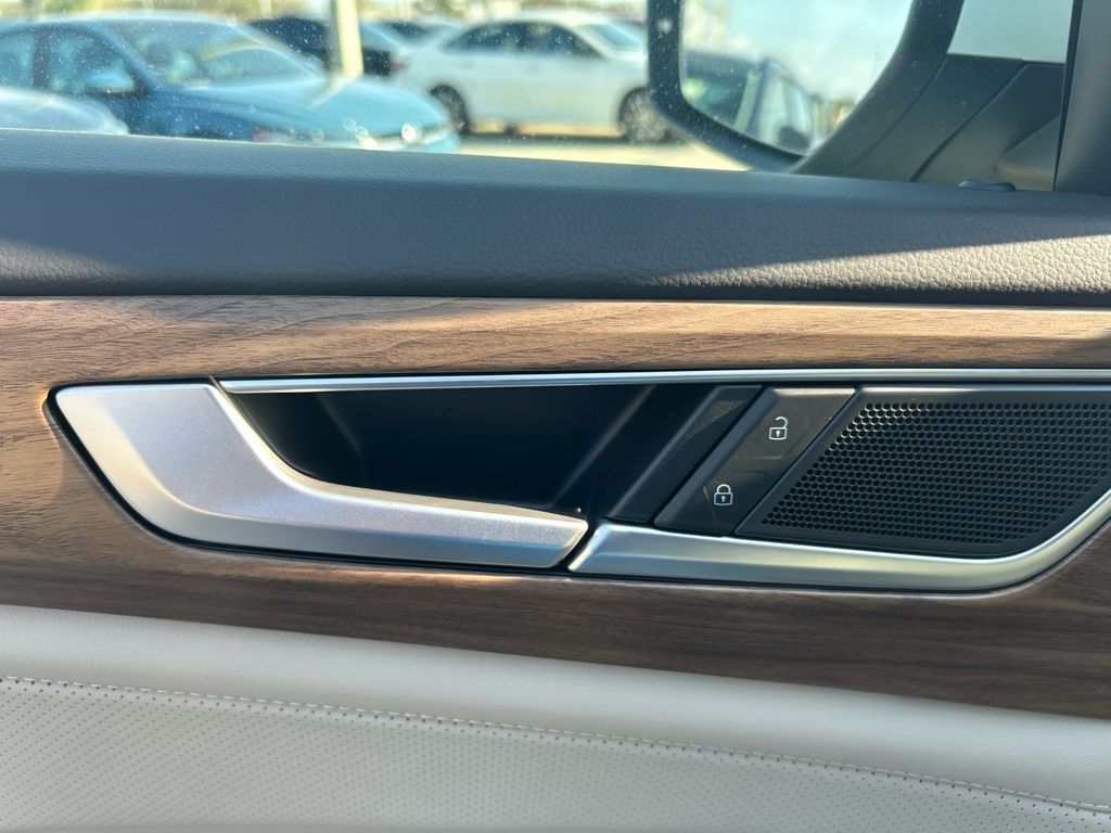 2026 Volkswagen Atlas 2.0T SE w/Technology Tampa FL