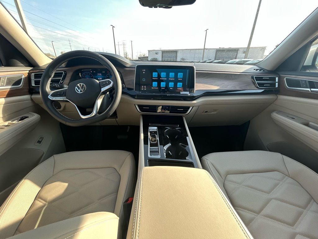 2026 Volkswagen Atlas 2.0T SE w/Technology Tampa FL