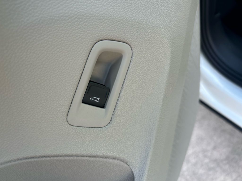 2026 Volkswagen Atlas 2.0T SE w/Technology Tampa FL