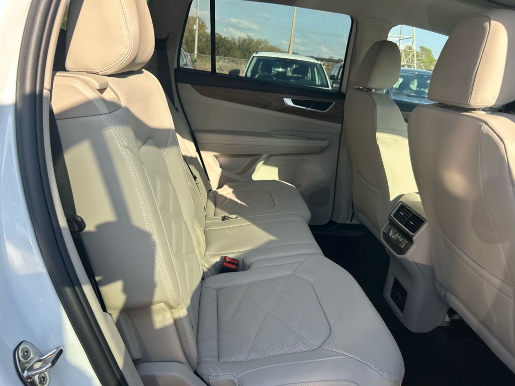 2026 Volkswagen Atlas 2.0T SE w/Technology Tampa FL