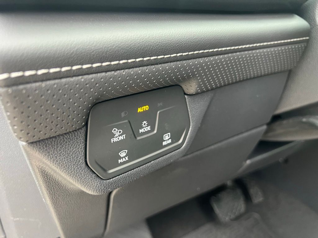 2026 Volkswagen Atlas 2.0T SE w/Technology Tampa FL