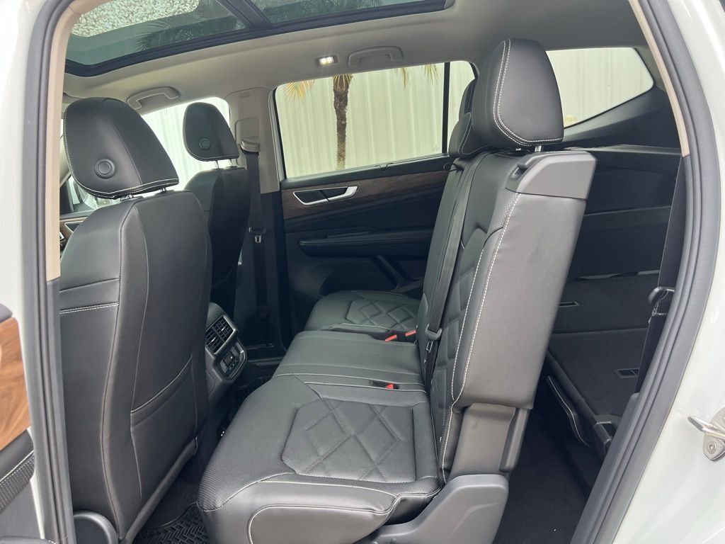 2026 Volkswagen Atlas 2.0T SE w/Technology Tampa FL