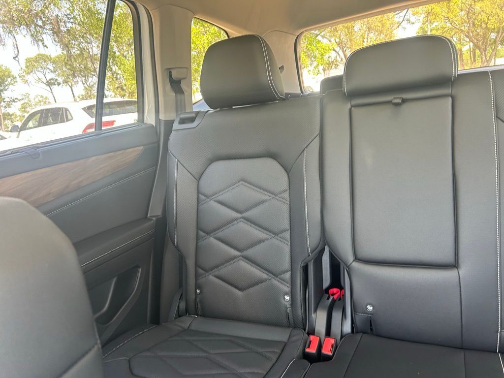 2026 Volkswagen Atlas 2.0T SE w/Technology Tampa FL