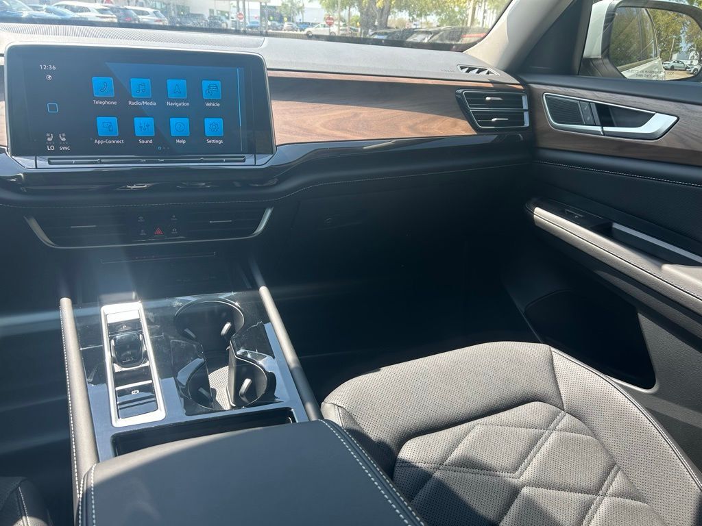 2026 Volkswagen Atlas 2.0T SE w/Technology Tampa FL