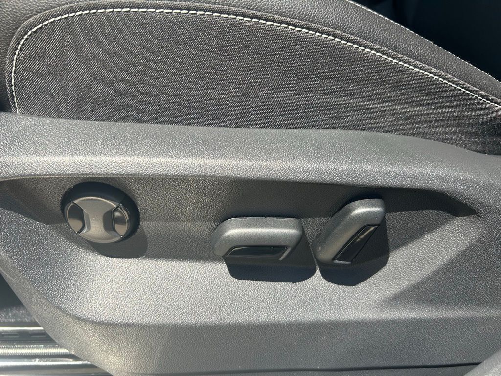 2026 Volkswagen Atlas 2.0T SE w/Technology Tampa FL