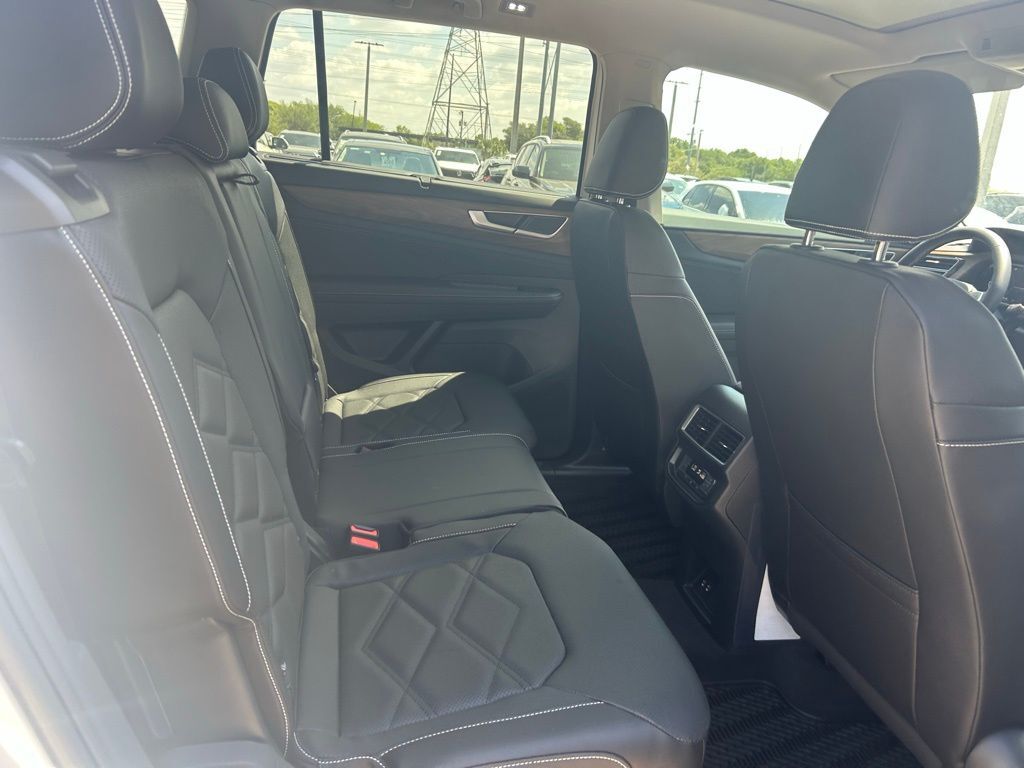 2026 Volkswagen Atlas 2.0T SE w/Technology Tampa FL