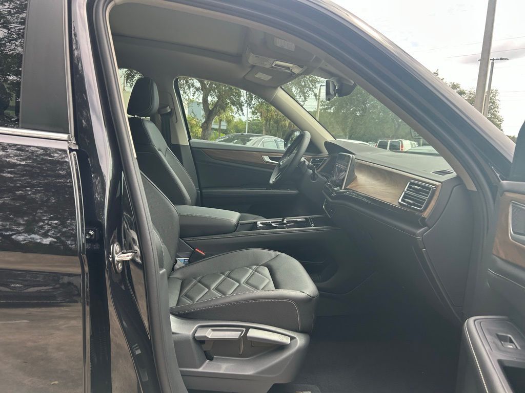 2026 Volkswagen Atlas 2.0T SE w/Technology Tampa FL