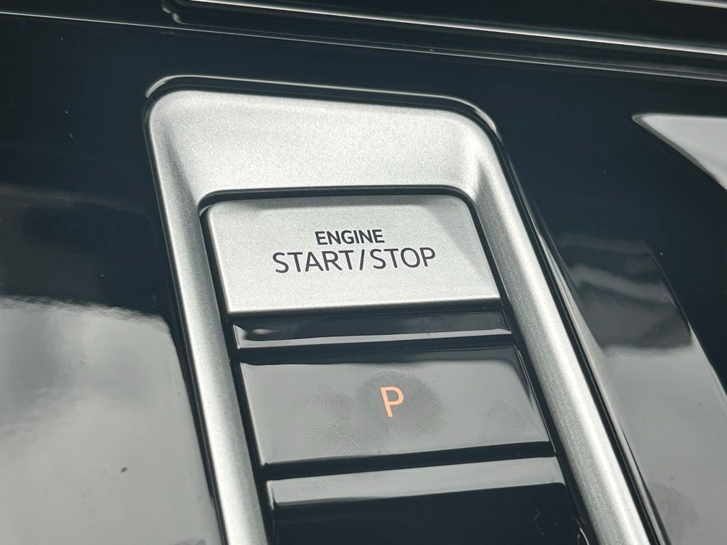 2026 Volkswagen Atlas 2.0T SE w/Technology Tampa FL