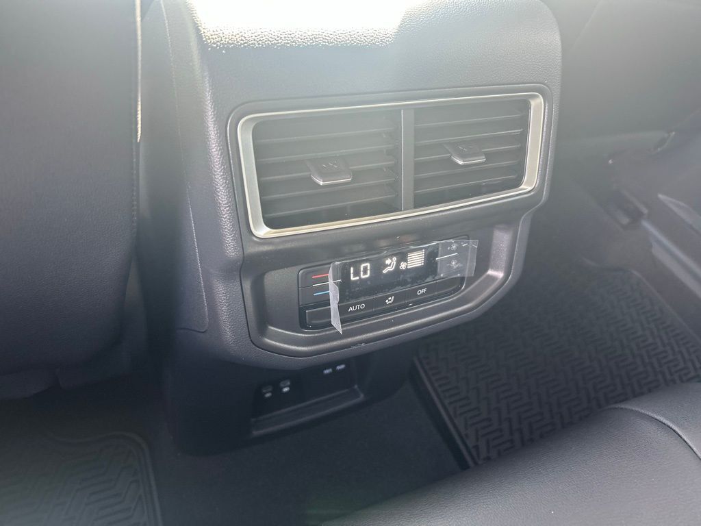 2026 Volkswagen Atlas 2.0T SE w/Technology Tampa FL