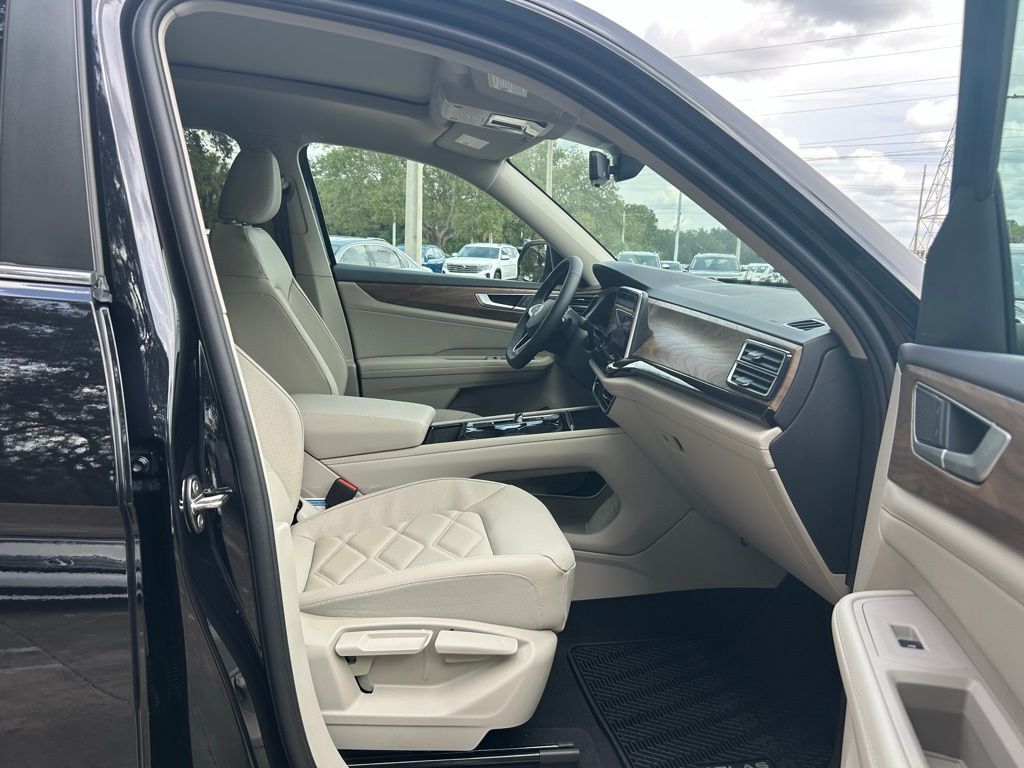 2026 Volkswagen Atlas 2.0T SE w/Technology Tampa FL