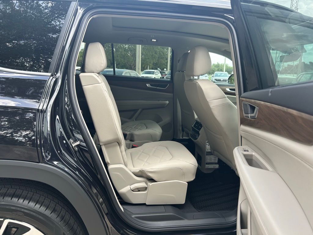 2026 Volkswagen Atlas 2.0T SE w/Technology Tampa FL