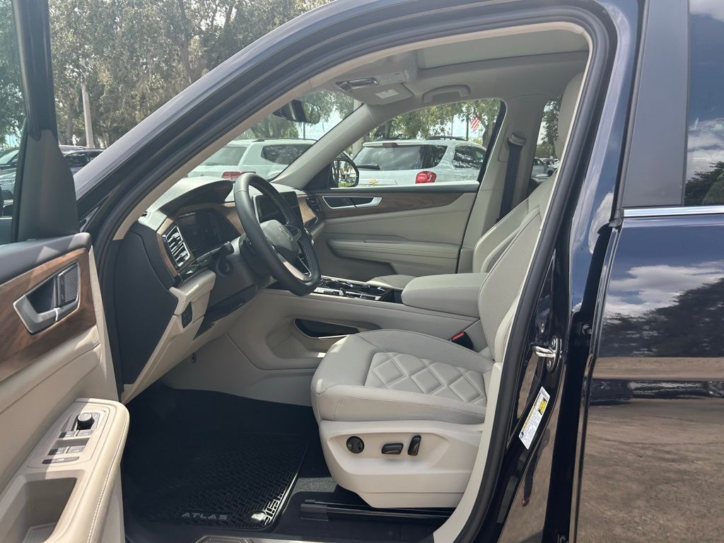2026 Volkswagen Atlas 2.0T SE w/Technology Tampa FL
