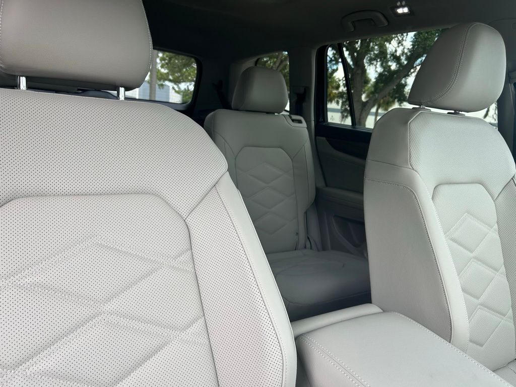 2026 Volkswagen Atlas 2.0T SE w/Technology Tampa FL