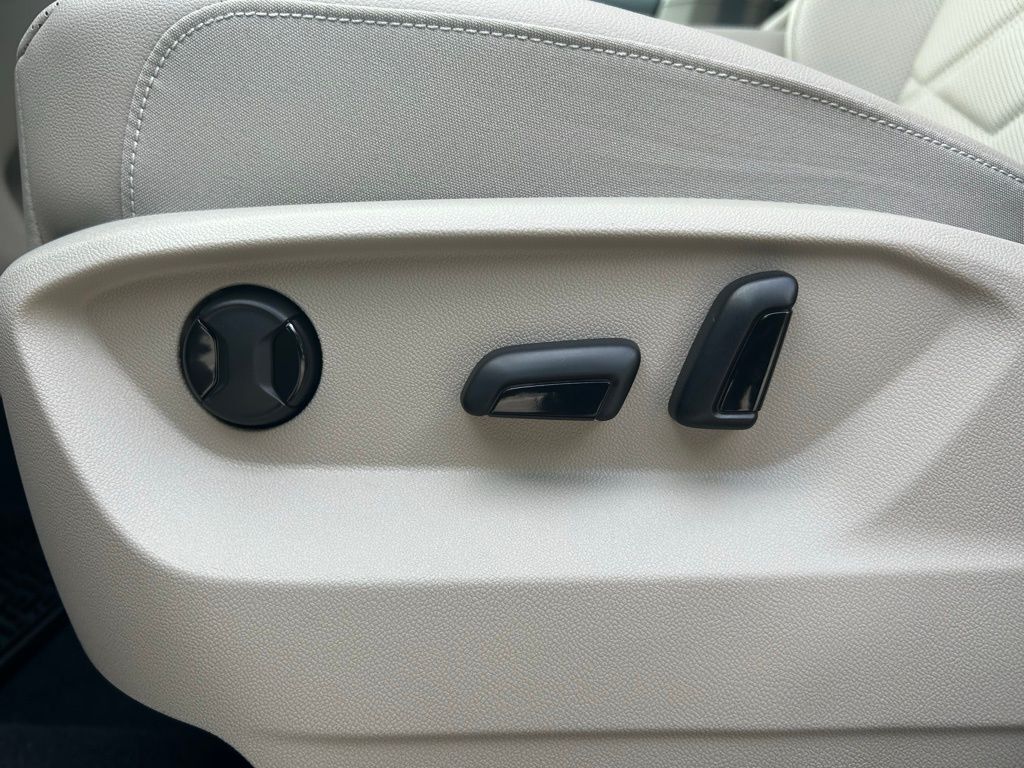 2026 Volkswagen Atlas 2.0T SE w/Technology Tampa FL