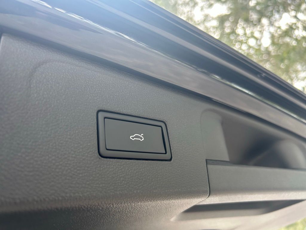 2026 Volkswagen Atlas 2.0T SE w/Technology Tampa FL