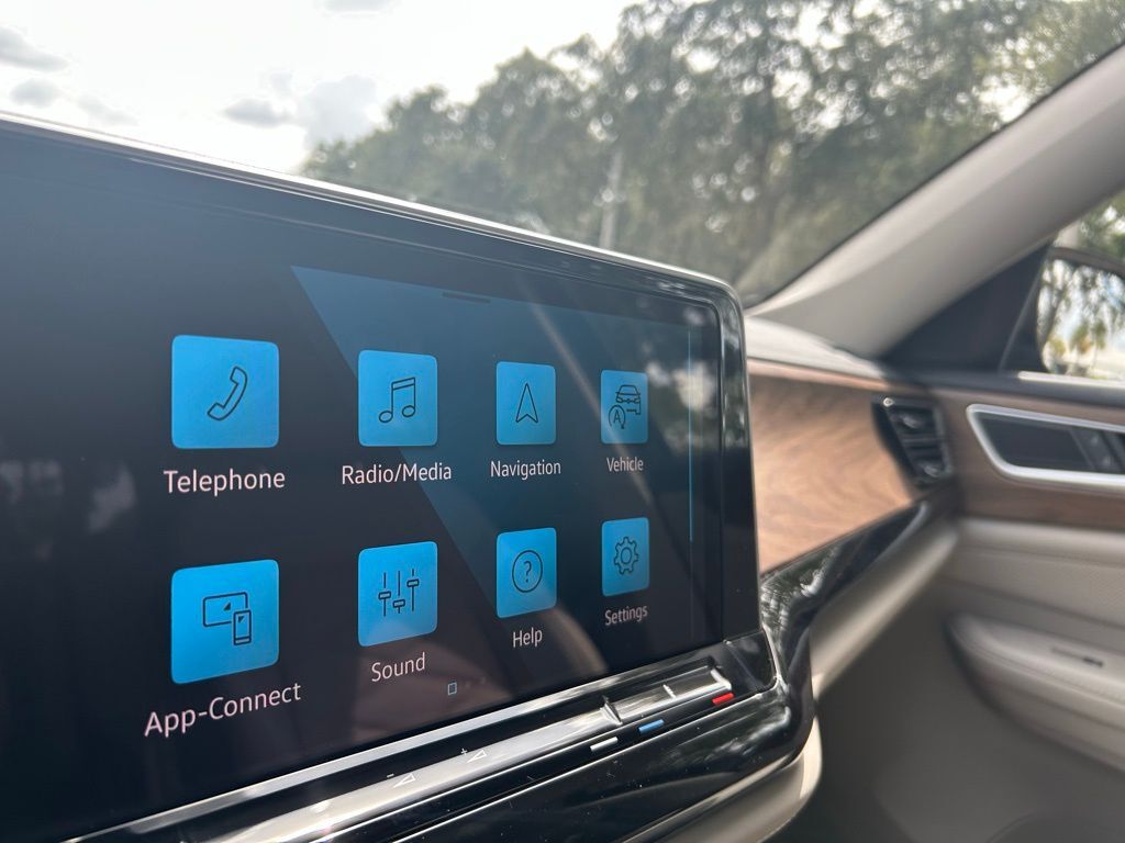 2026 Volkswagen Atlas 2.0T SE w/Technology Tampa FL