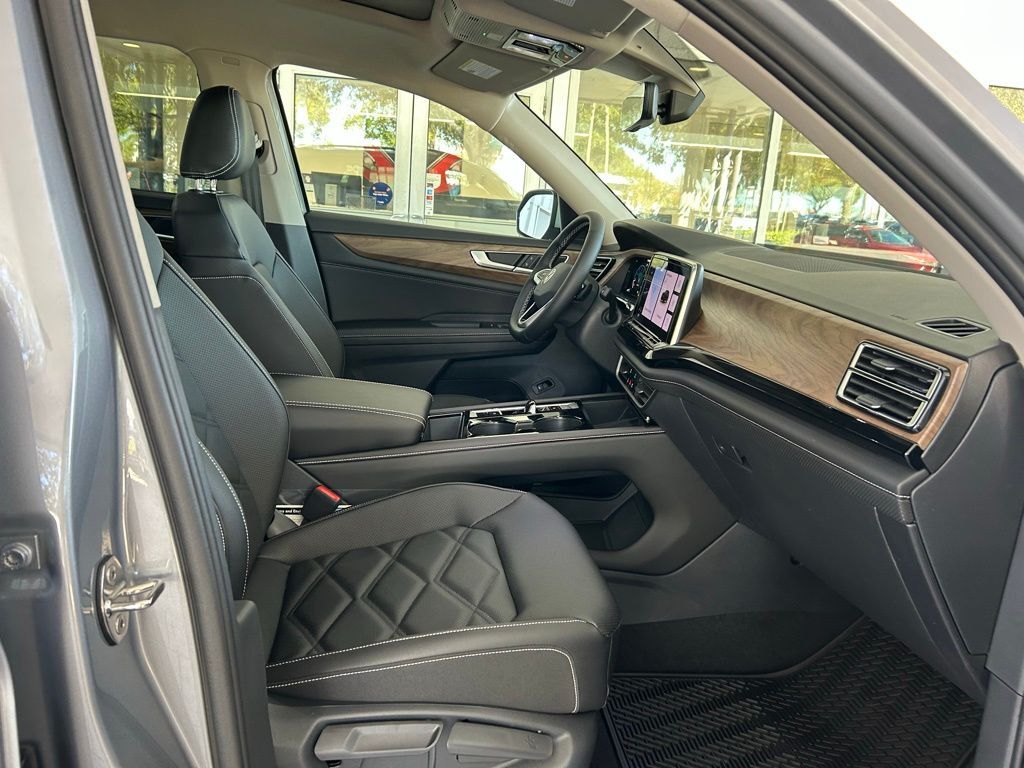 2026 Volkswagen Atlas 2.0T SE w/Technology Tampa FL