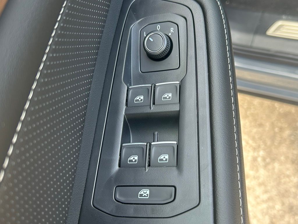 2026 Volkswagen Atlas 2.0T SE w/Technology Tampa FL