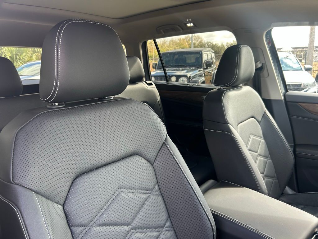 2026 Volkswagen Atlas 2.0T SE w/Technology Tampa FL