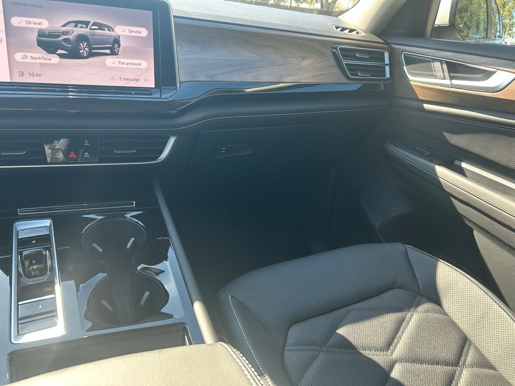 2026 Volkswagen Atlas 2.0T SE w/Technology Tampa FL