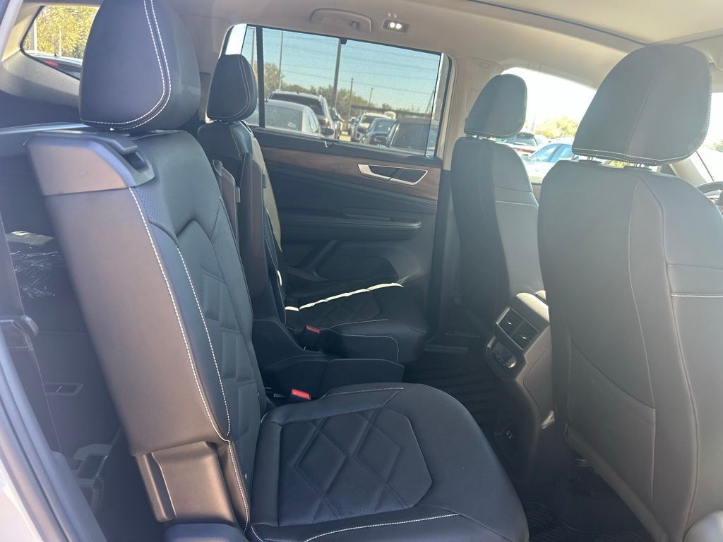 2026 Volkswagen Atlas 2.0T SE w/Technology Tampa FL