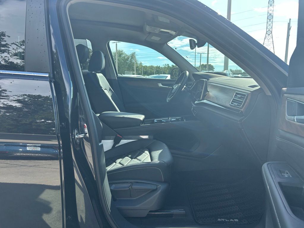 2026 Volkswagen Atlas 2.0T SE w/Technology Tampa FL