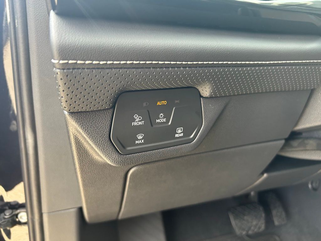 2026 Volkswagen Atlas 2.0T SE w/Technology Tampa FL