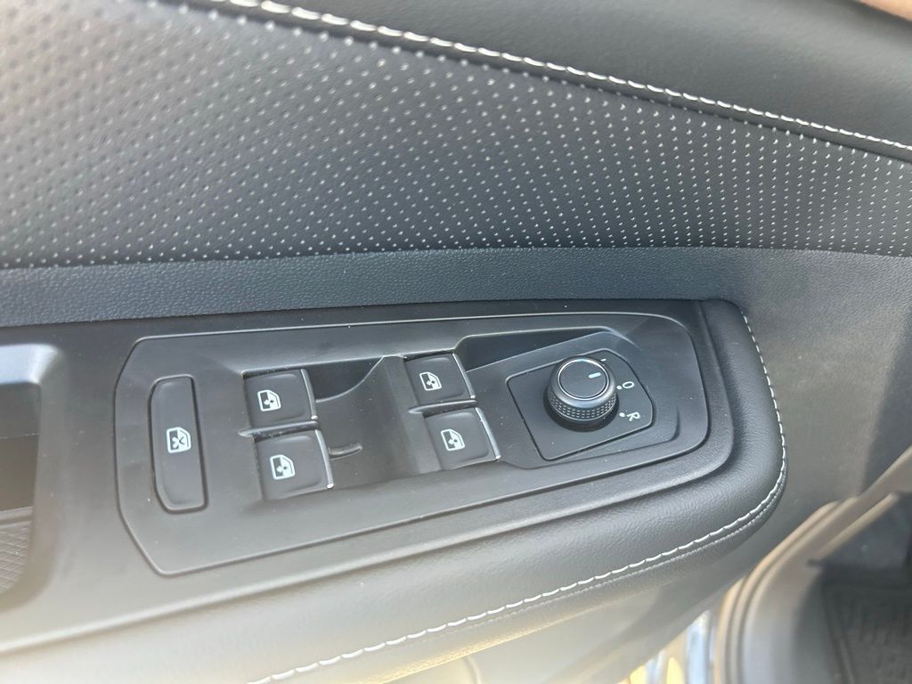 2026 Volkswagen Atlas 2.0T SE w/Technology Tampa FL