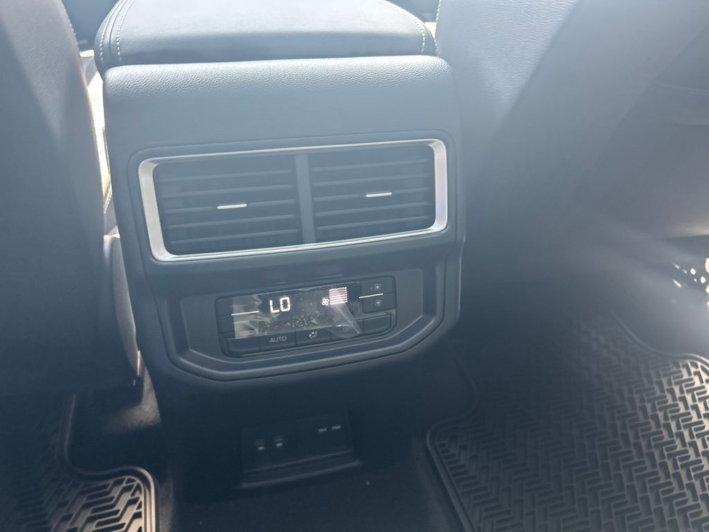 2026 Volkswagen Atlas 2.0T SE w/Technology Tampa FL