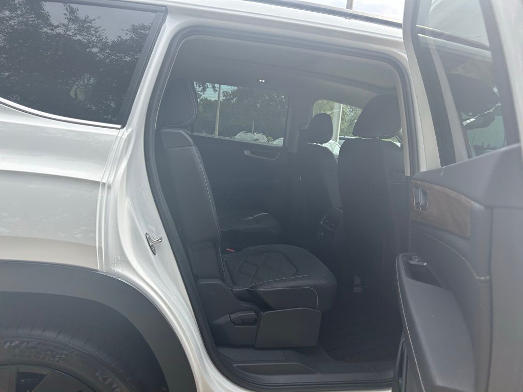 2026 Volkswagen Atlas 2.0T SE w/Technology Tampa FL