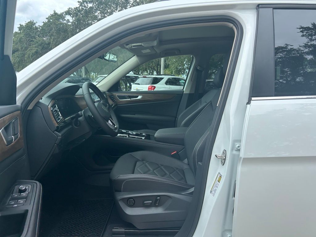 2026 Volkswagen Atlas 2.0T SE w/Technology Tampa FL