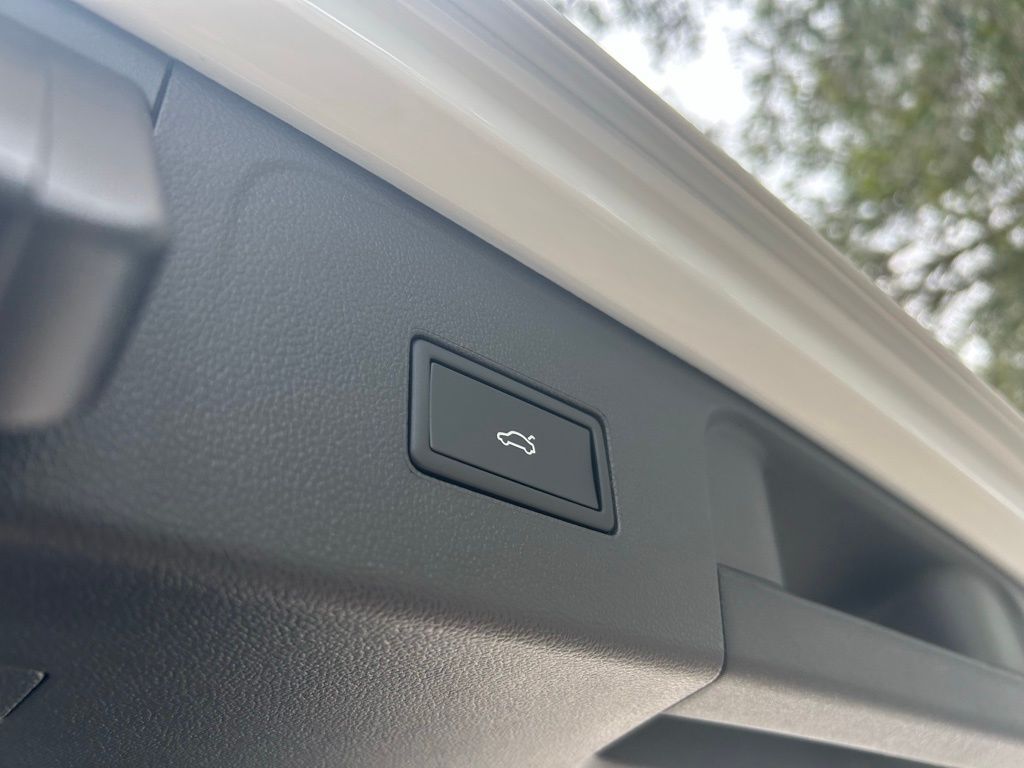 2026 Volkswagen Atlas 2.0T SE w/Technology Tampa FL