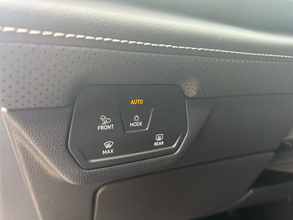 2026 Volkswagen Atlas 2.0T SE w/Technology Tampa FL
