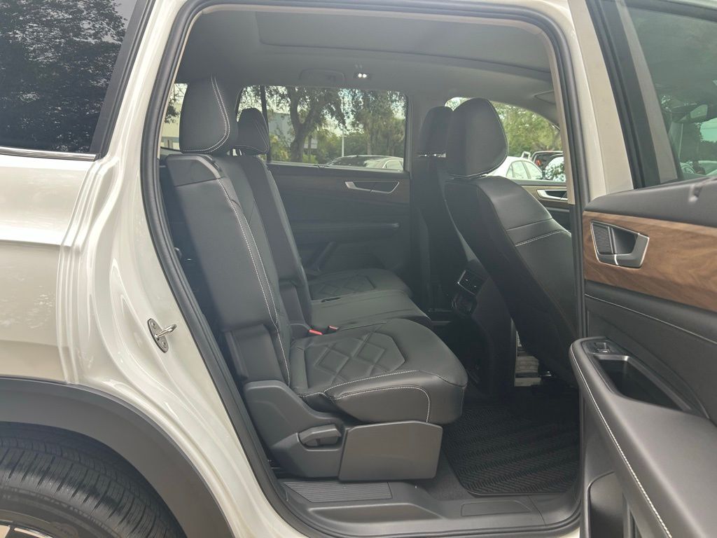 2026 Volkswagen Atlas 2.0T SE w/Technology Tampa FL