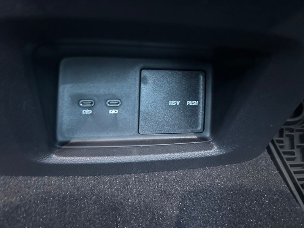 2026 Volkswagen Atlas 2.0T SE w/Technology Tampa FL