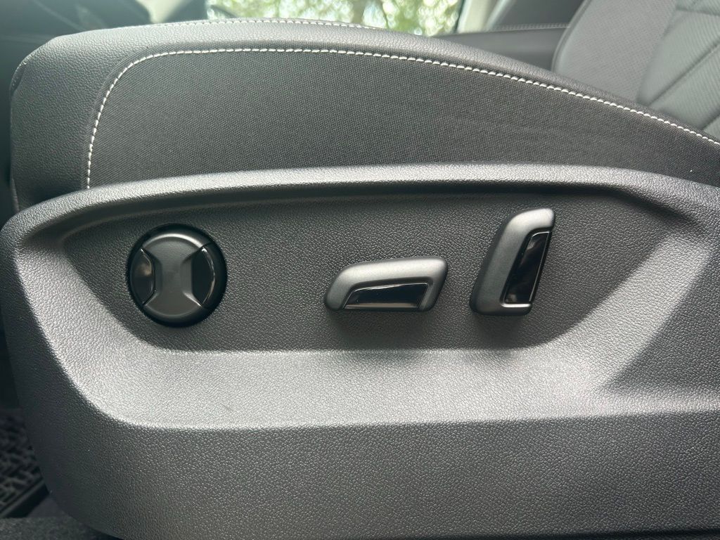 2026 Volkswagen Atlas 2.0T SE w/Technology Tampa FL