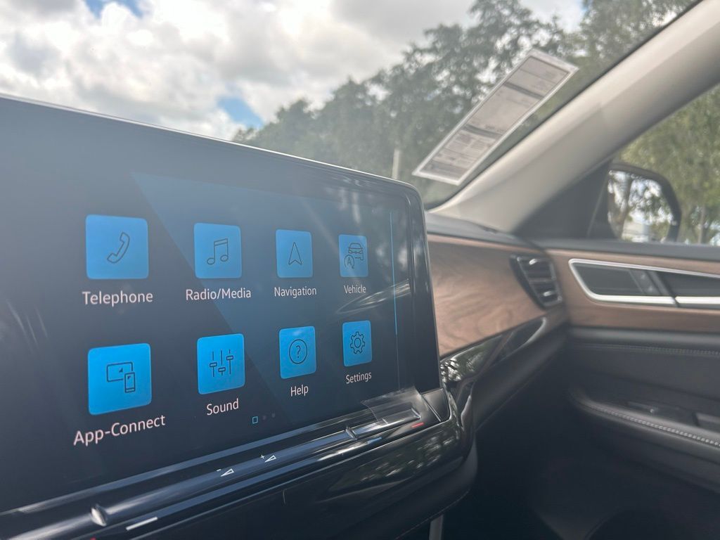 2026 Volkswagen Atlas 2.0T SE w/Technology Tampa FL