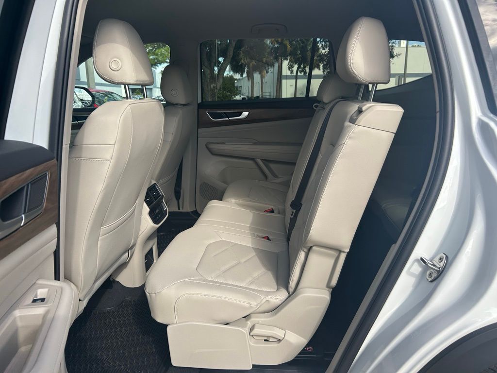 2026 Volkswagen Atlas 2.0T SE w/Technology Tampa FL