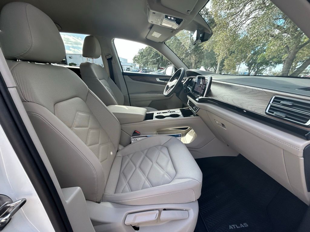 2026 Volkswagen Atlas 2.0T SE w/Technology Tampa FL