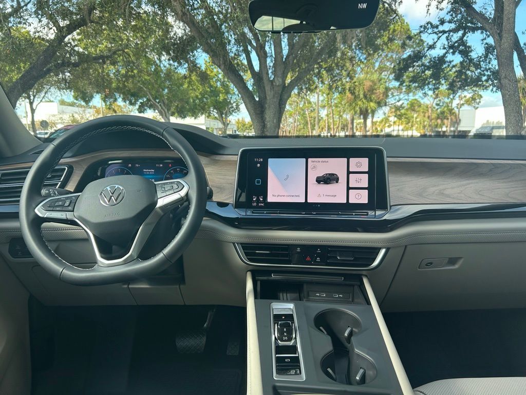 2026 Volkswagen Atlas 2.0T SE w/Technology Tampa FL