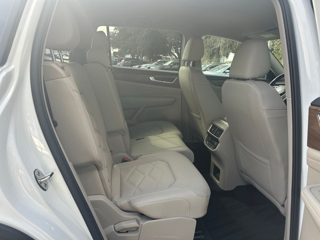 2026 Volkswagen Atlas 2.0T SE w/Technology Tampa FL