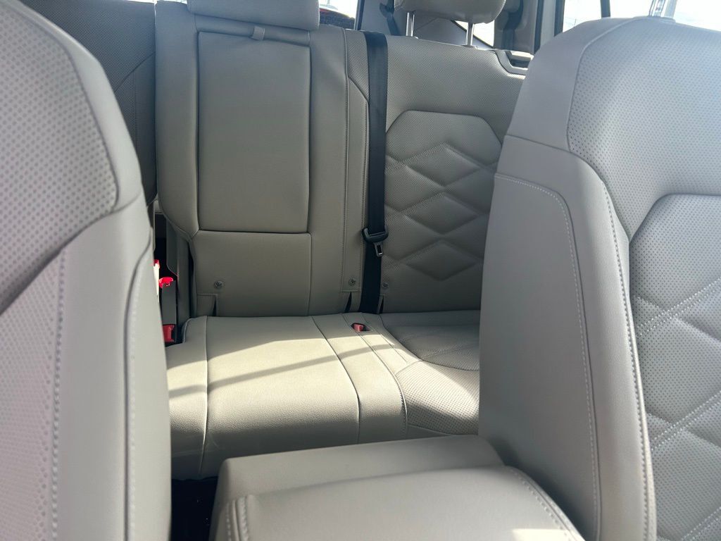 2026 Volkswagen Atlas 2.0T SE w/Technology Tampa FL