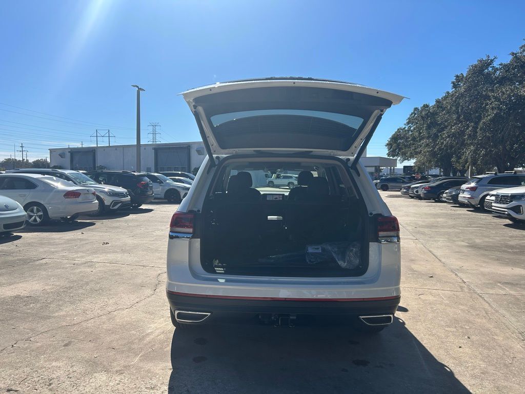 2026 Volkswagen Atlas 2.0T SE w/Technology Tampa FL