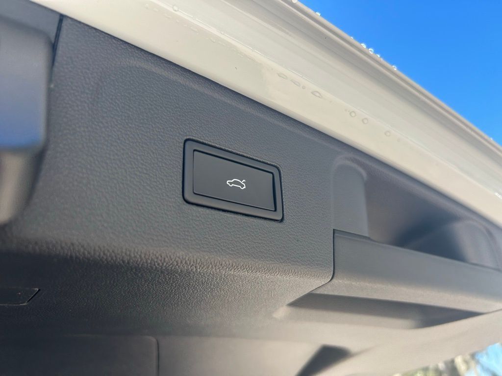 2026 Volkswagen Atlas 2.0T SE w/Technology Tampa FL