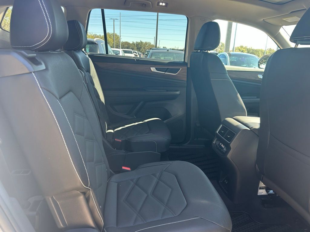 2026 Volkswagen Atlas 2.0T SE w/Technology Tampa FL