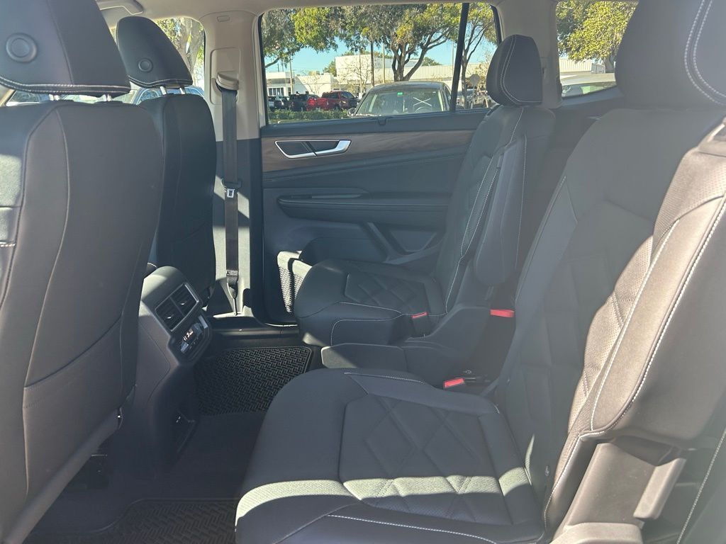 2026 Volkswagen Atlas 2.0T SE w/Technology Tampa FL