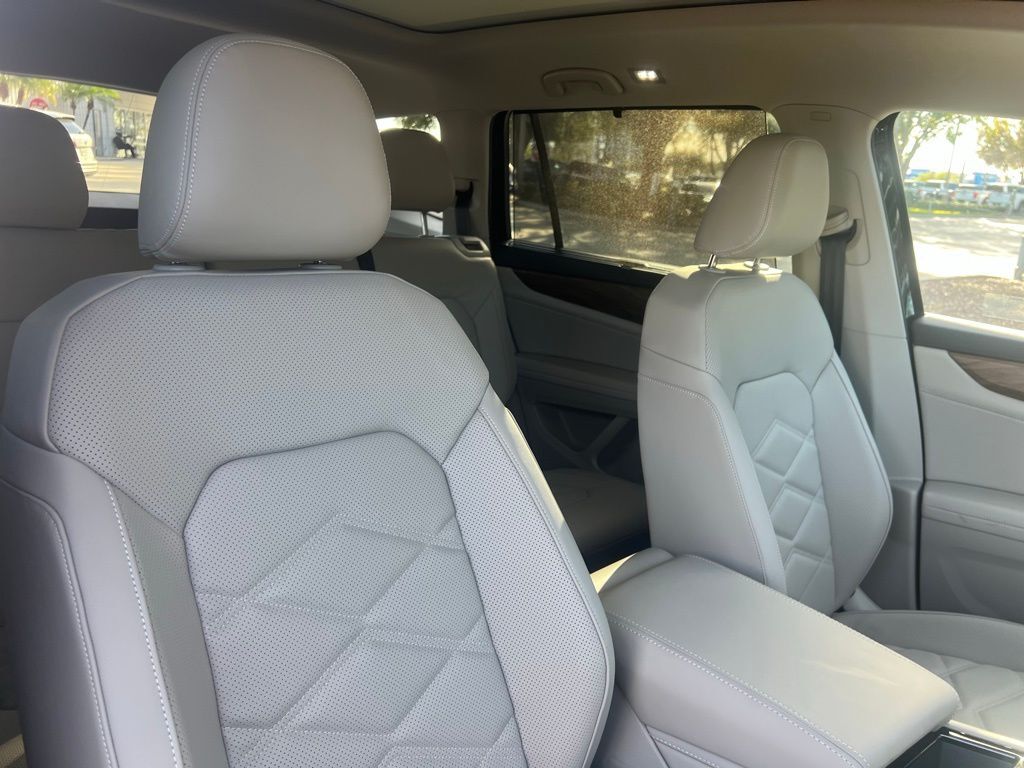 2026 Volkswagen Atlas 2.0T SE w/Technology Tampa FL