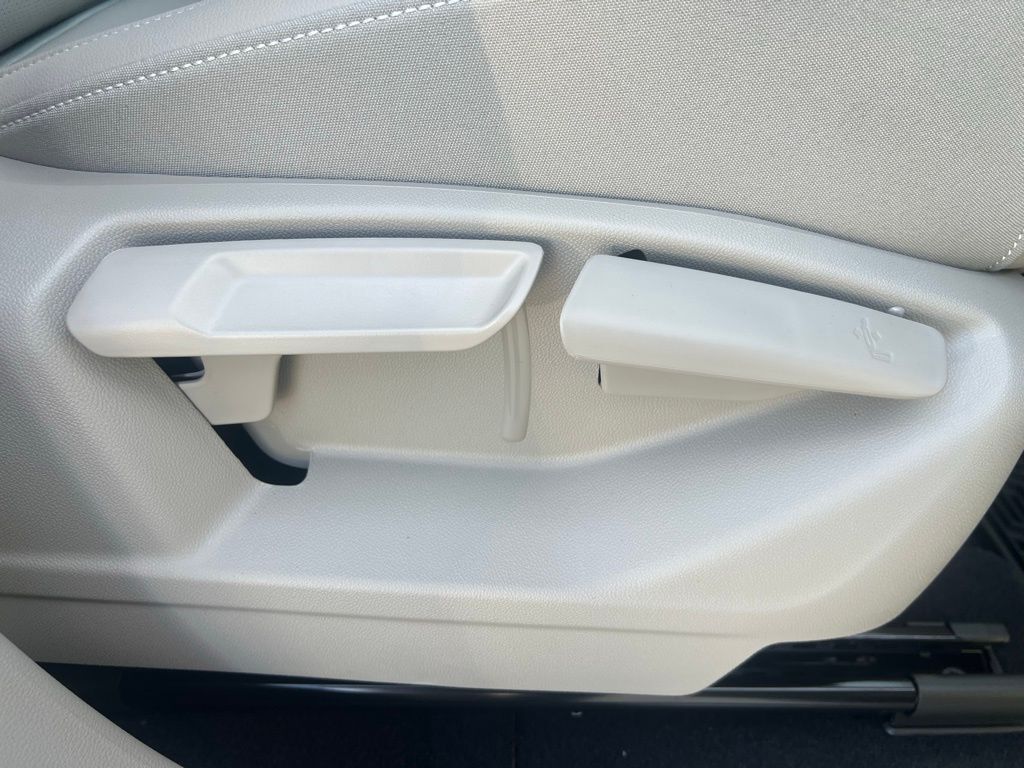 2026 Volkswagen Atlas 2.0T SE w/Technology Tampa FL